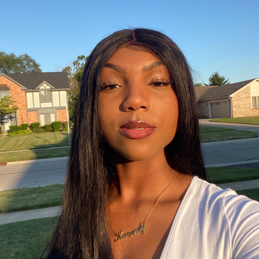 Meet your Posher, Kennedy